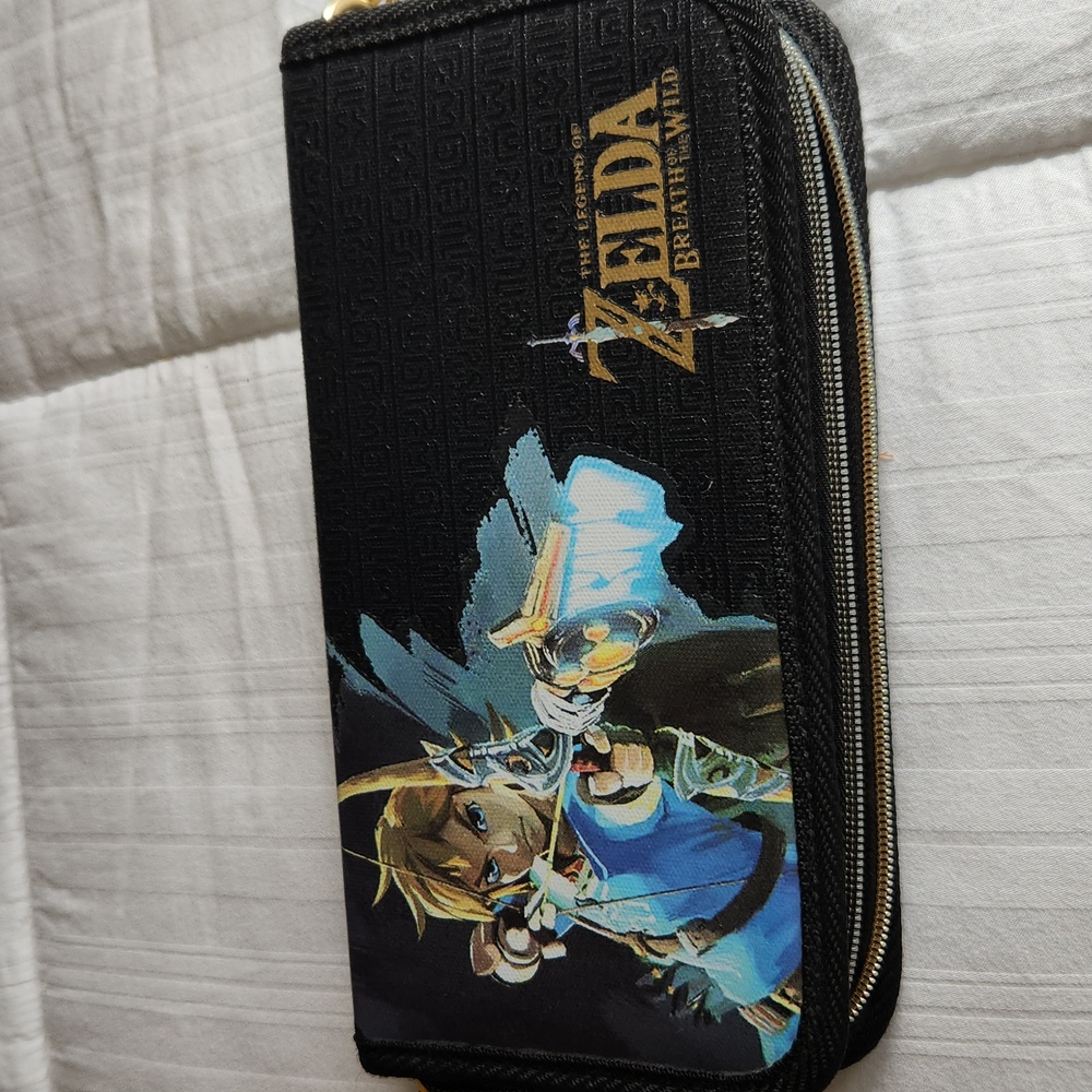 Zelda Themed Black and Blue Electronics Case